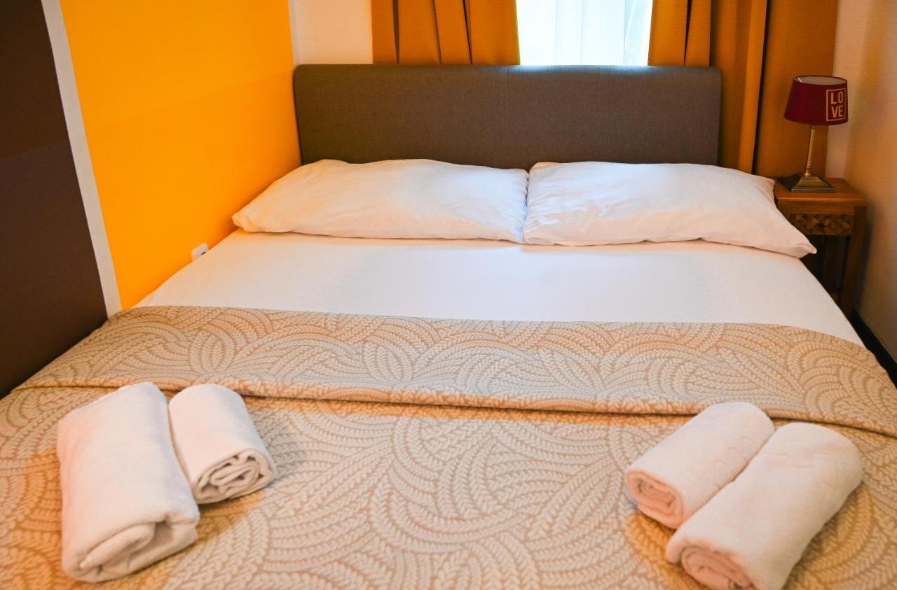Elegant Apartment Westbahnhof Bécs Kültér fotó